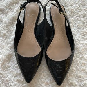 Aldo Patent Black Snakeskin Slip Back Flats - size 7